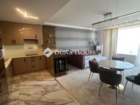 Kiadó lakás Budapest VI. kerület, Ó utca 74 nm