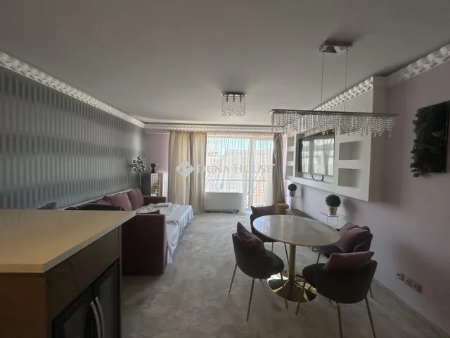 Kiadó lakás Budapest VI. kerület, Ó utca 74 nm