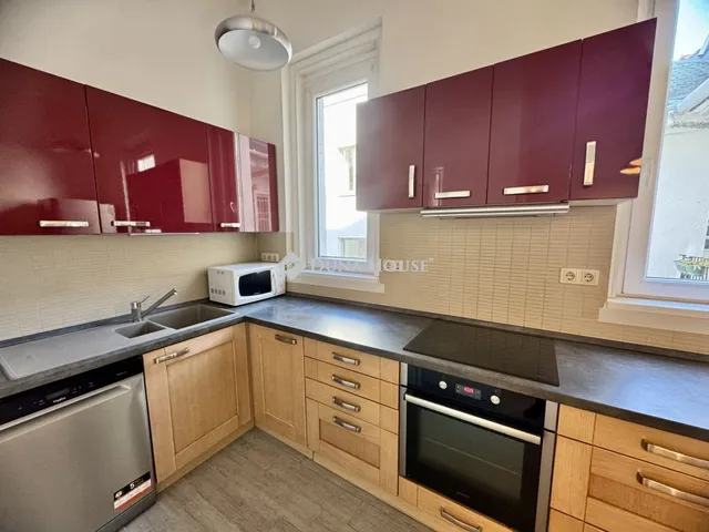 Kiadó lakás Budapest II. kerület 131 nm