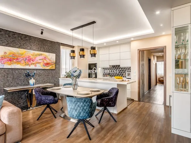 Eladó lakás Budapest IV. kerület, Wolfner utca 118 nm