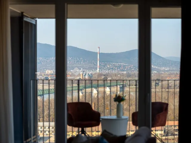 Eladó lakás Budapest IV. kerület, Wolfner utca 118 nm