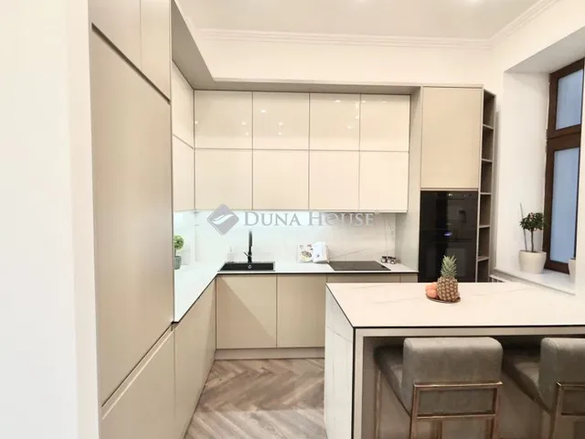 Eladó lakás Budapest I. kerület, Vérmező út 75 nm
