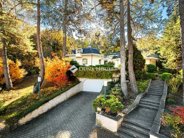 Eladó ház Budapest II. kerület 400 nm