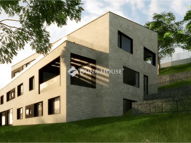 Eladó telek Budapest XII. kerület, Széchenyi-emlék út 2984 nm