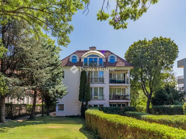 Eladó lakás Budapest II. kerület, Cserje utca 111 nm
