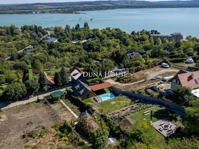 Eladó ház Tihany, Cserhegyi utca 116 nm
