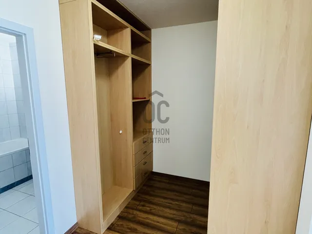 Eladó lakás Budapest IX. kerület, Belső Ferencváros, Lechner Ödön fasor 77 nm