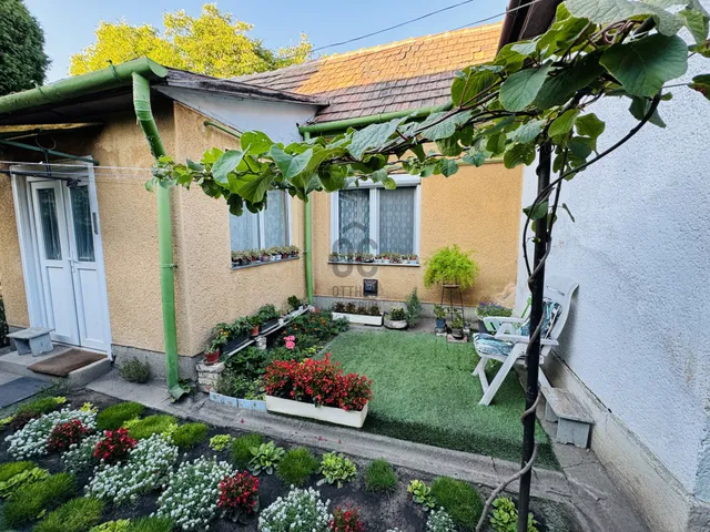 Eladó ház Budapest XVI. kerület, Rákosszentmihály 40 nm