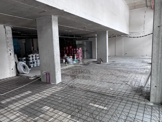 Eladó kereskedelmi és ipari ingatlan Budapest XIII. kerület, Lőportárdűlő 201 nm