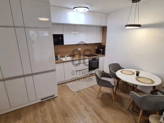 Kiadó lakás Budapest VIII. kerület, Corvin negyed 62 nm