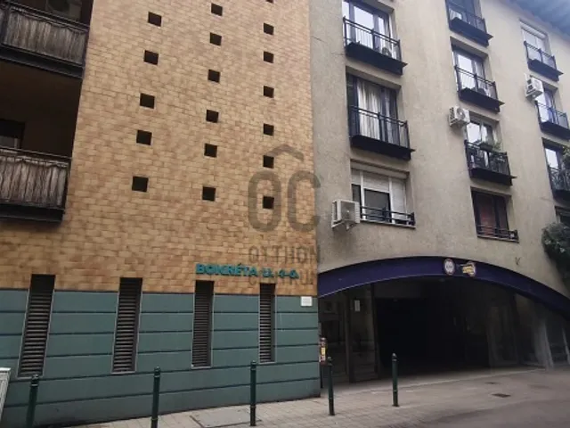 Eladó garázs Budapest IX. kerület, Középső Ferencváros 15 nm