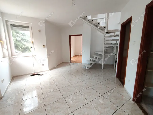 Eladó ház Gönyű 141 nm