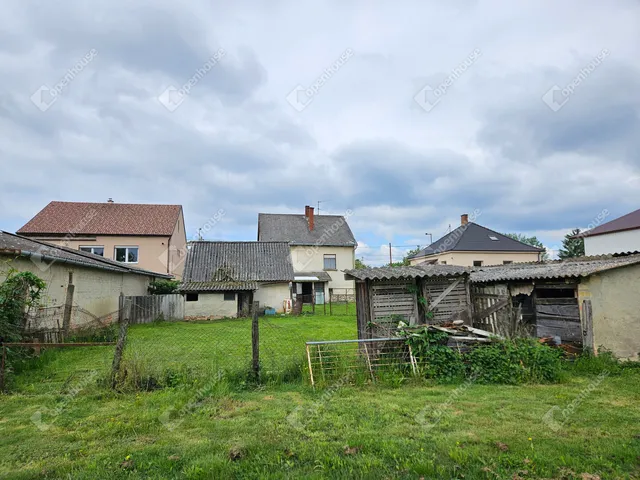 Eladó ház Veszprémvarsány 102 nm