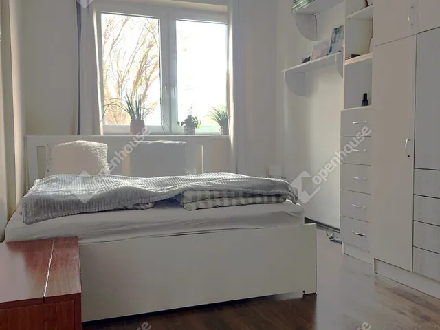 Eladó lakás Nagybajcs 74 nm
