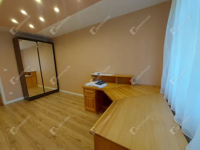 Eladó ház Győrság 191 nm