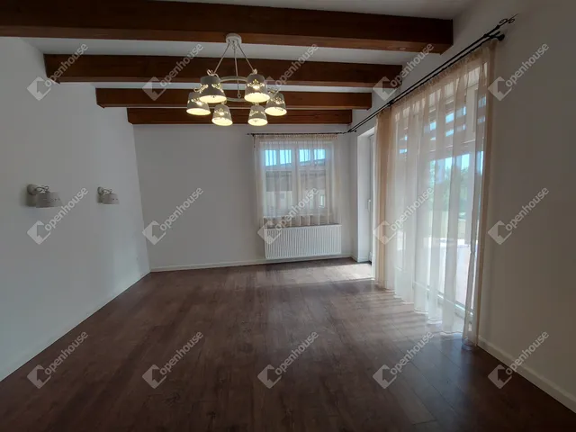 Eladó ház Győrság 191 nm