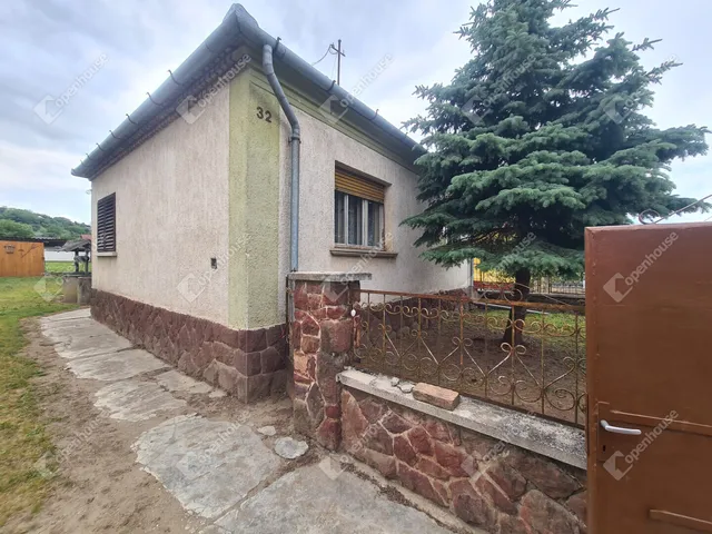 Eladó ház Győrújbarát 89 nm