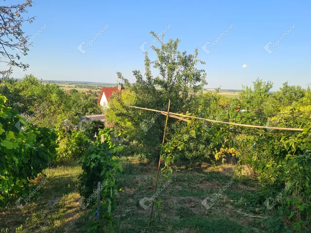 Eladó ház Győrújbarát 110 nm