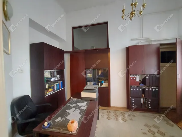 Eladó lakás Győr, Belváros 71 nm