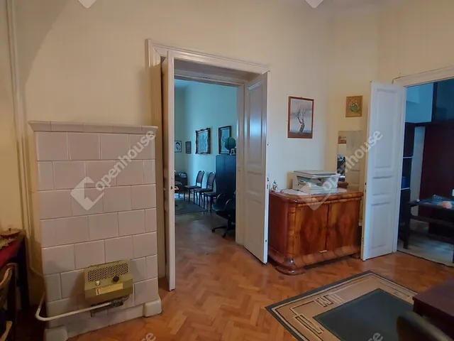 Eladó lakás Győr, Belváros 71 nm