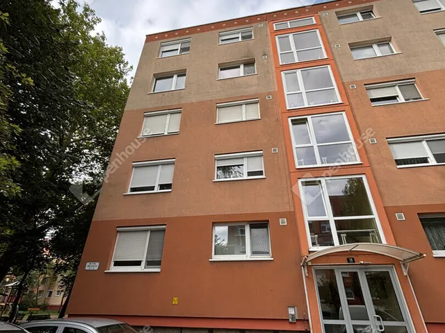 Eladó lakás Győr, Nádorváros 47 nm