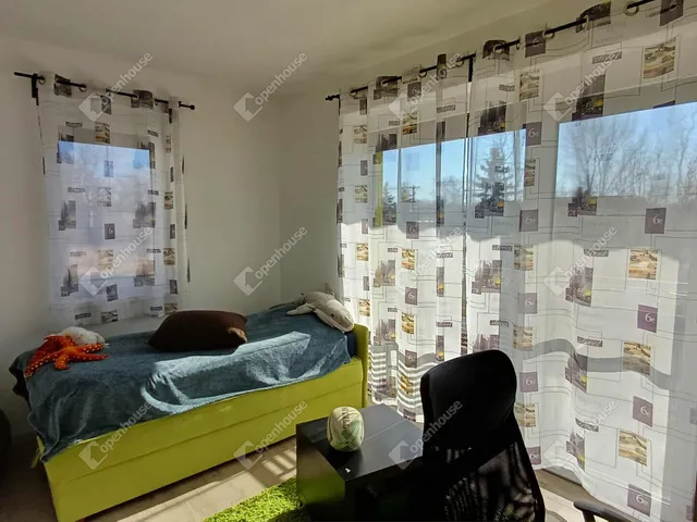 Eladó lakás Győr, Pinnyéd 116 nm