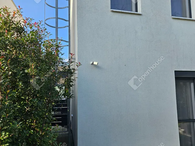 Eladó lakás Győr, Pinnyéd 116 nm