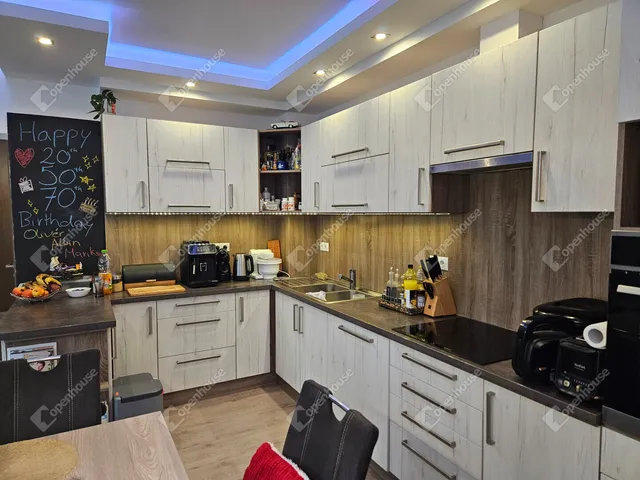 Eladó lakás Győr, Pinnyéd 116 nm