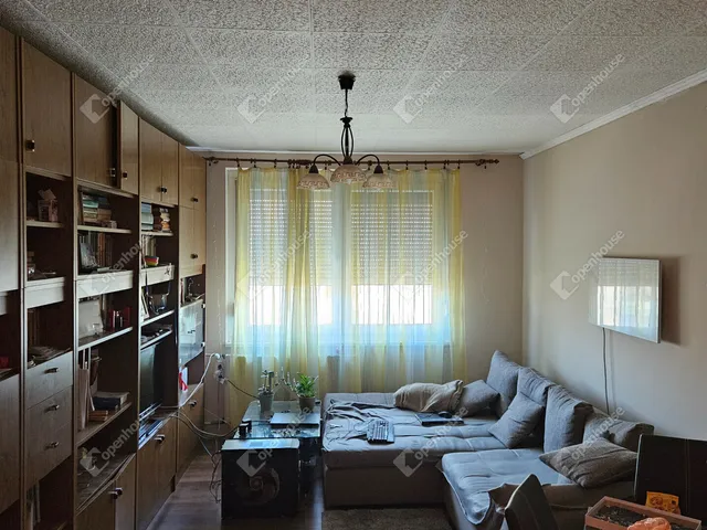 Eladó lakás Győr, Adyváros 53 nm