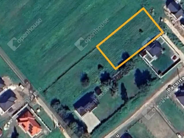 Eladó telek Győrszemere 1426 nm