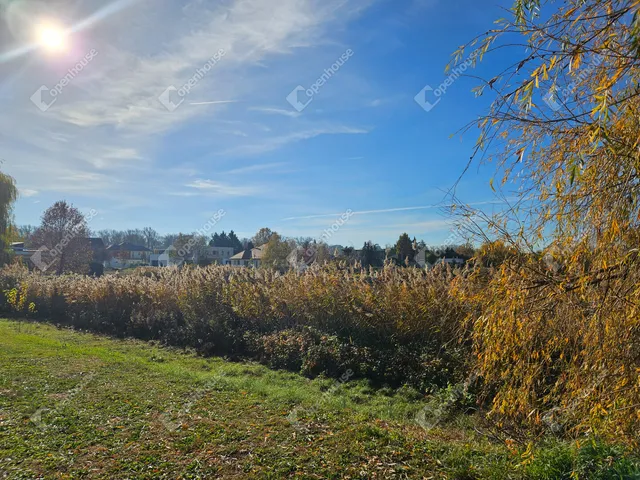 Eladó telek Győr, Révfalu 1432 nm