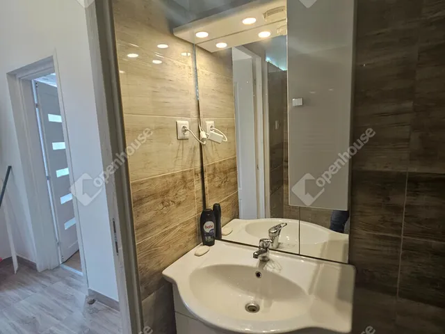 Eladó lakás Budapest IX. kerület 76 nm