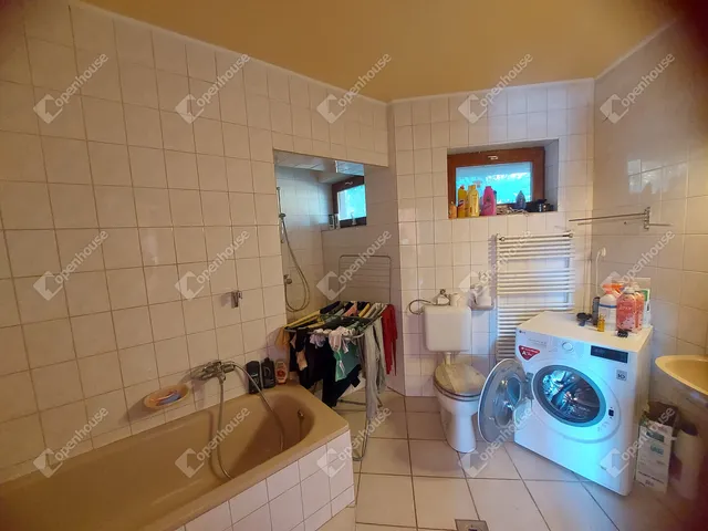 Eladó ház Révfülöp 180 nm