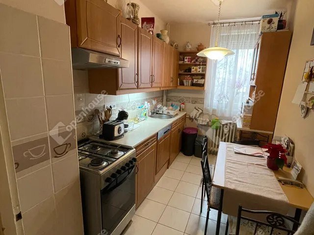 Eladó lakás Győr, Nádorváros 54 nm