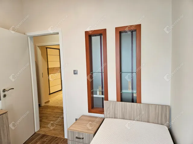 Kiadó lakás Győr, Révfalu 82 nm