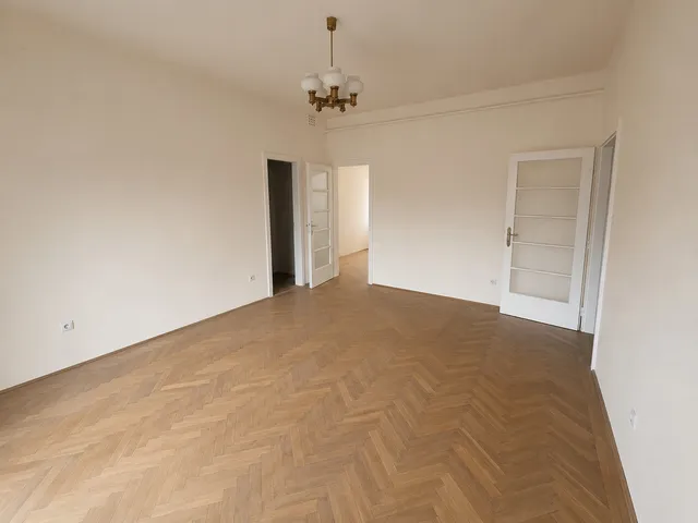 Eladó lakás Győr, Gyárváros 65 nm