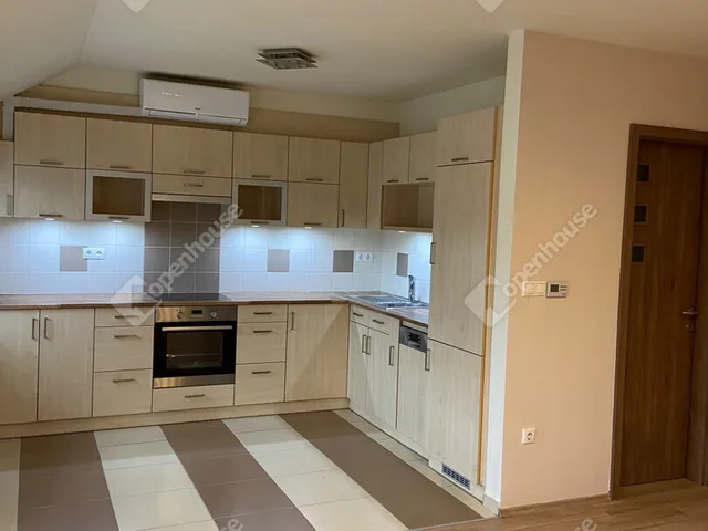 Eladó lakás Győr, Révfalu 57 nm