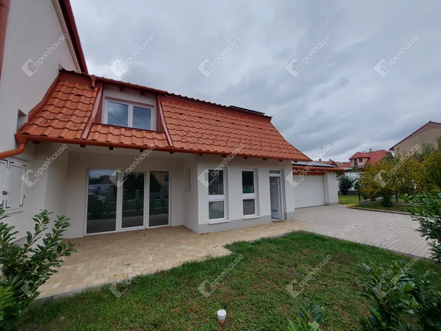 Eladó lakás Győr, Szabadhegy 106 nm