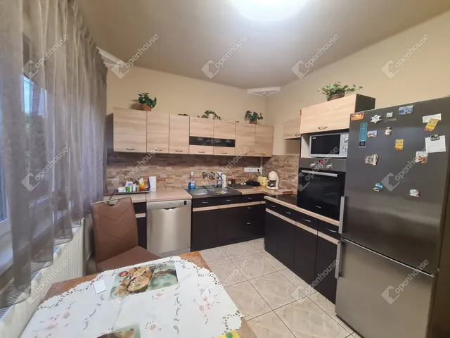 Eladó ház Nyúl 130 nm