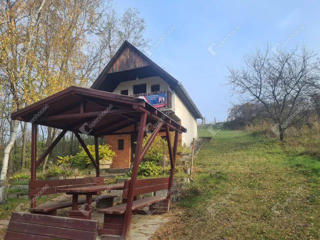 Eladó telek Ravazd 1000 nm