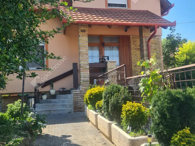 Eladó ház Győrújbarát 139 nm