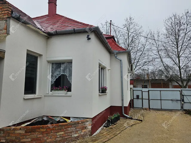 Eladó ház Kunsziget 91 nm