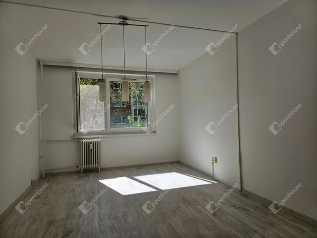 Eladó lakás Győr, Adyváros 53 nm