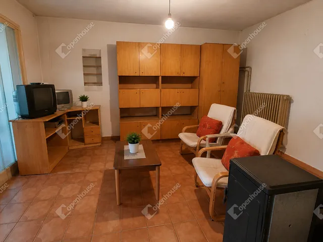 Eladó ház Csikvánd 108 nm