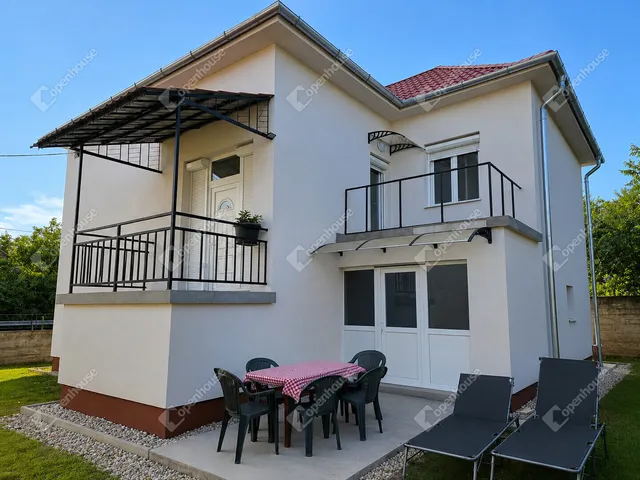 Eladó ház Győr, Győrszentiván 150 nm