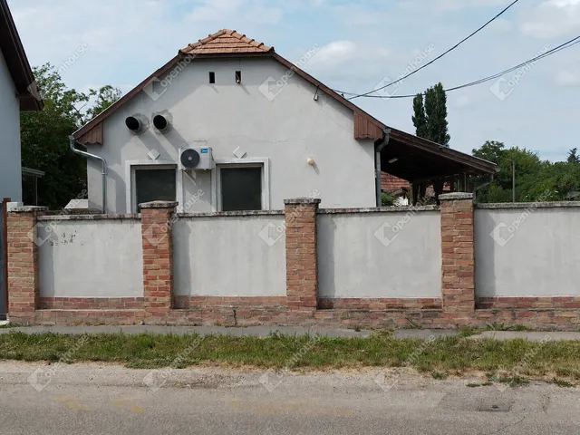Eladó ház Győr, Újváros 89 nm