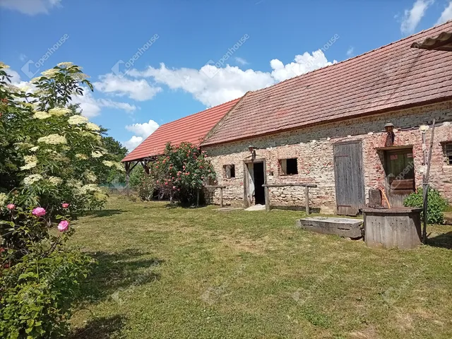 Eladó ház Rábaszentandrás 130 nm