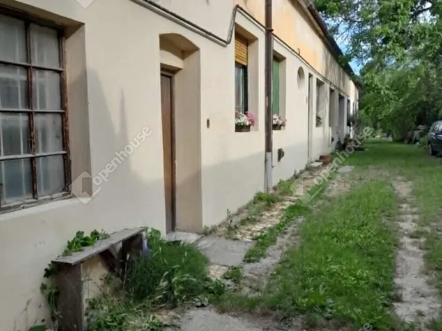 Eladó ház Kisbér 168 nm
