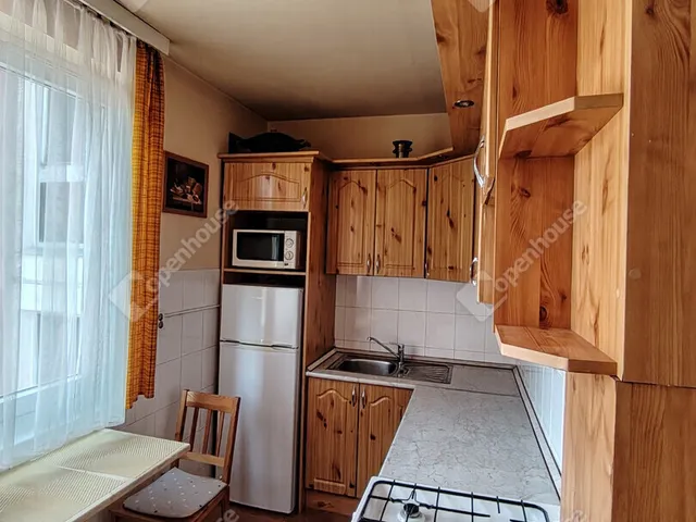 Kiadó lakás Győr, Adyváros 55 nm