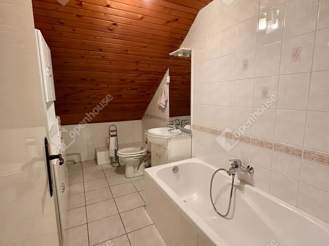 Eladó ház Győr, Kisbácsa 160 nm